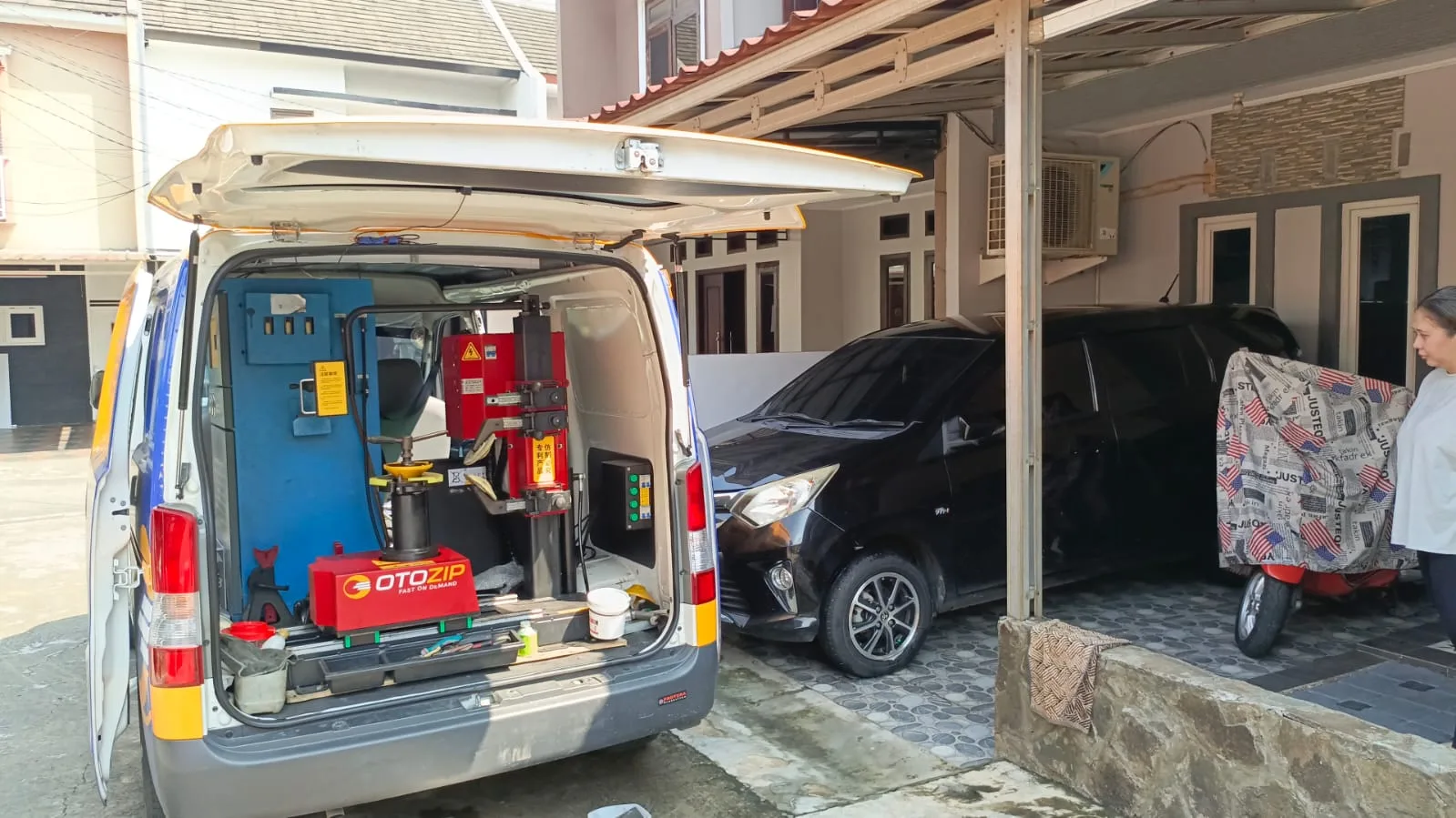 Tambal Ban Terdekat 24 Jam Panggilan di Kecamatan Kebayoran Lama, Jakarta Selatan