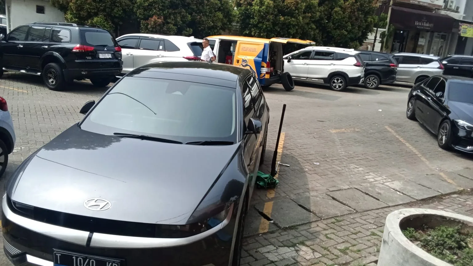 Tambal Ban Terdekat 24 Jam Panggilan di Kecamatan Kelapa Gading, Jakarta Utara